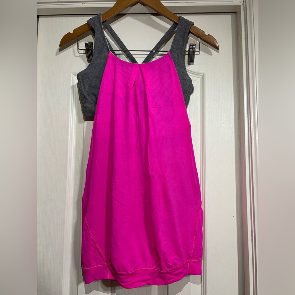Lululemon Nouveau Limits Tank
Raspberry Glo Light